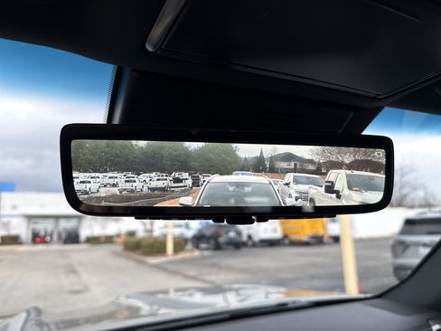 Used 2025 Lexus LX 700h F Sport image 25