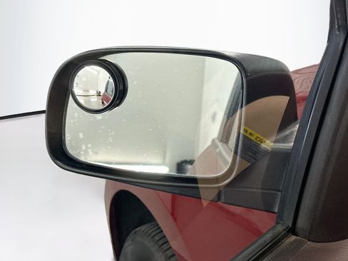 Used 2012 Hyundai Santa Fe GLS AWD/4WD image 16