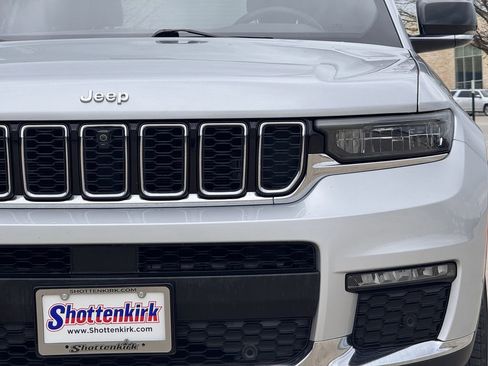 Used 2024 Jeep Grand Cherokee L Limited w/ Luxury Tech Group II image 8
