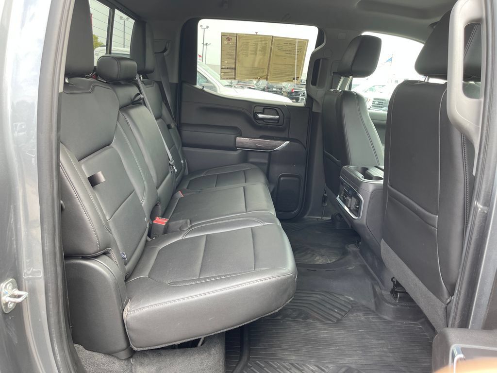 Used 2020 Chevrolet Silverado 1500 LTZ AWD/4WD image 45