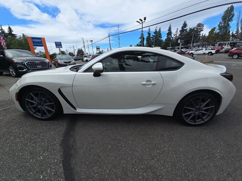 Used 2022 Subaru BRZ Limited RWD image 4