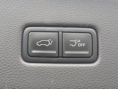 Used 2025 Kia Carnival SX Prestige FWD image 16