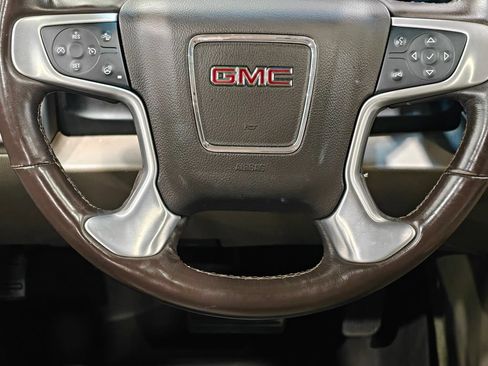 Used 2017 GMC Yukon SLT w/ Open Road Package AWD/4WD image 5