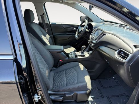 Used 2020 Chevrolet Equinox LT AWD/4WD image 19