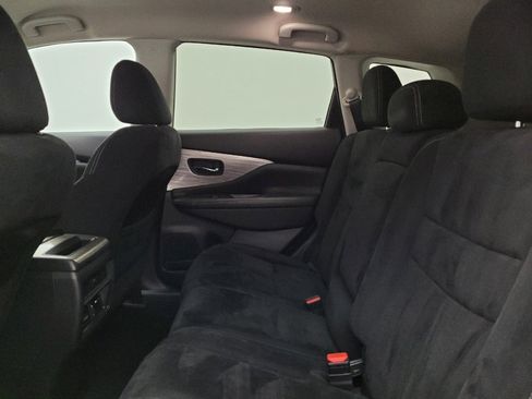 Used 2017 Nissan Murano SV image 18