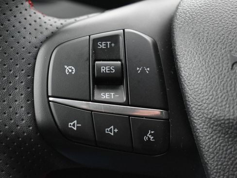 Used 2025 Ford Escape ST-Line Select image 19