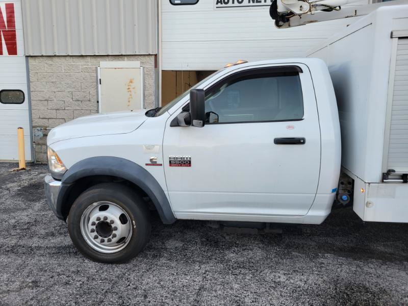 Used 2017 RAM 5500 Tradesman w/ Power & Remote Entry Group RWD image 9