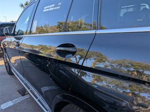 Used 2024 BMW X7 xDrive40i image 14