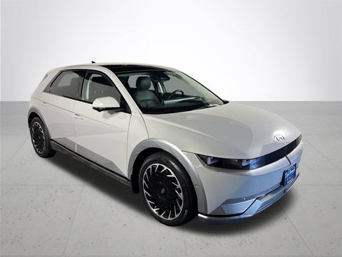 Used 2023 Hyundai Ioniq 5 Limited AWD/4WD image 4