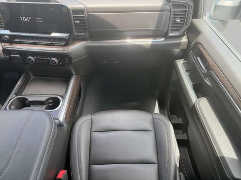 Used 2024 Chevrolet Silverado 2500 LT w/ All Star Edition AWD/4WD image 12