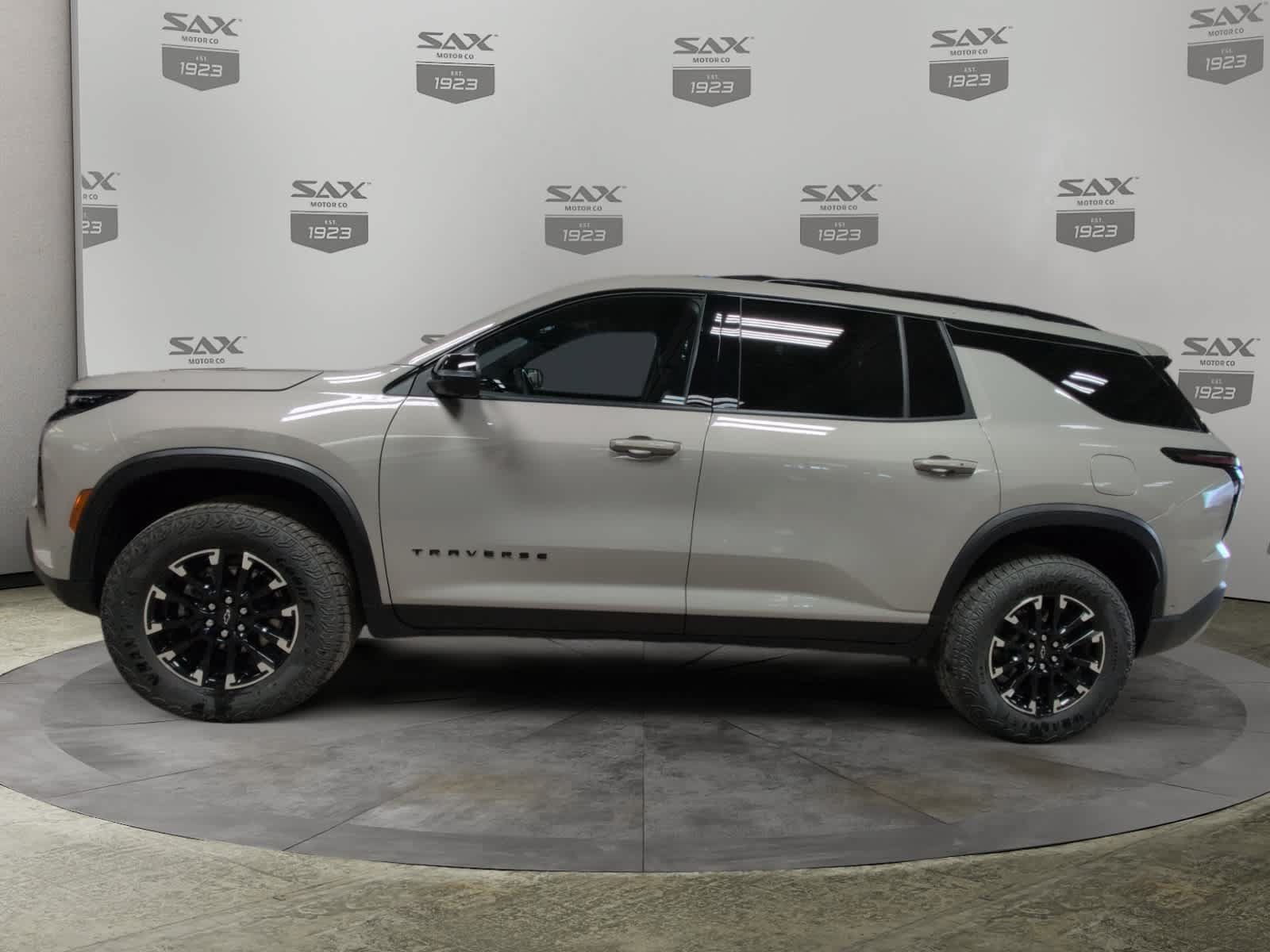 Used 2026 Chevrolet Traverse Z71 w/ Enhanced Driving Package AWD/4WD image 2