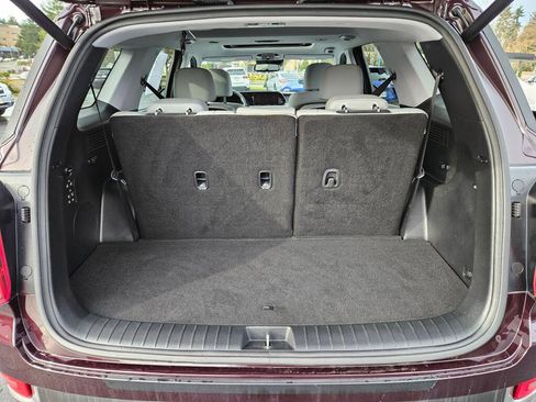 Used 2022 Hyundai Palisade SEL w/ Premium Package image 19
