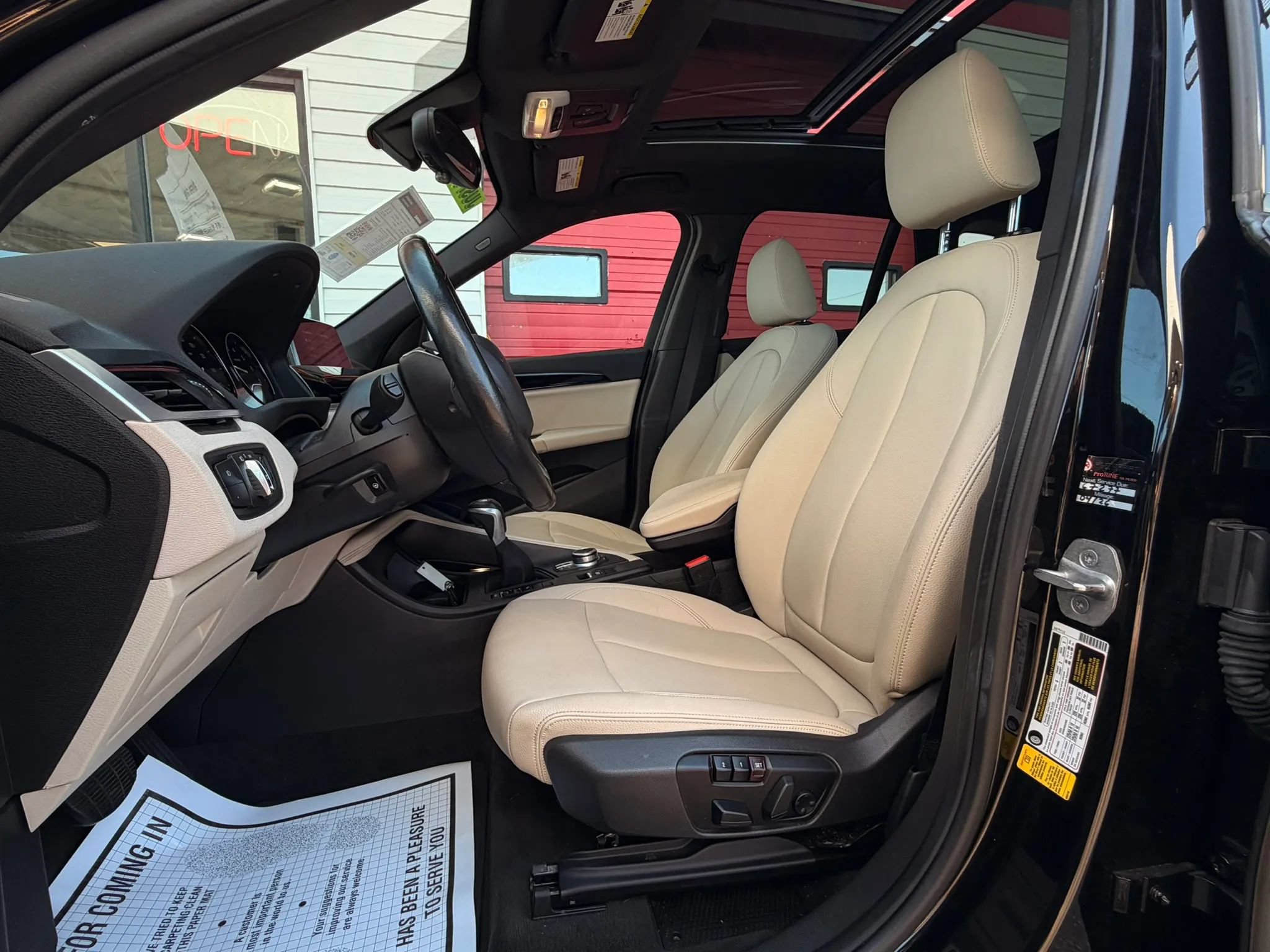 Used 2019 BMW X1 sDrive28i w/ Convenience Package FWD image 7