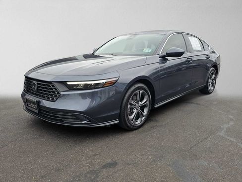 Used 2023 Honda Accord EX image 7