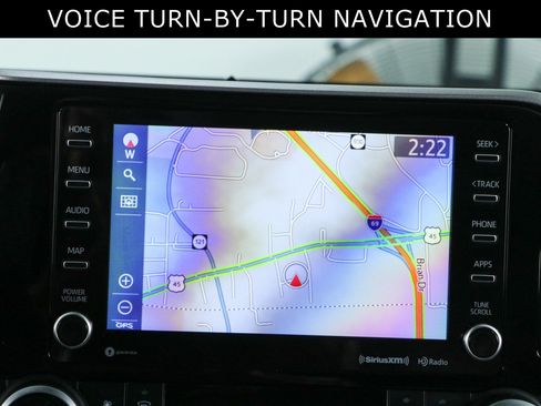 Used 2022 Toyota Highlander XLE FWD image 18