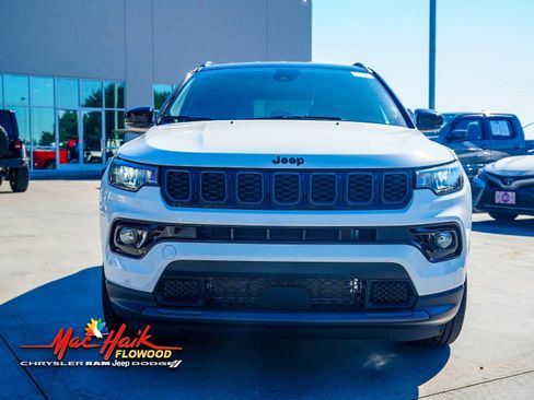 New 2026 Jeep Compass Limited image 3