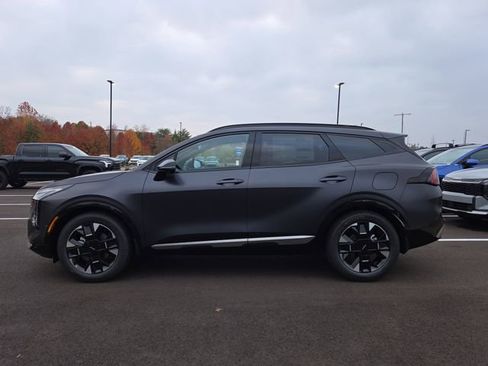 New 2026 Kia Sportage SX FWD image 2