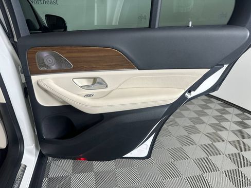 Certified 2024 Mercedes-Benz GLE 450 4MATIC image 18