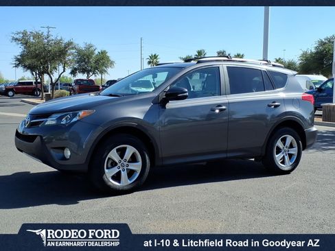 Used 2015 Toyota RAV4 XLE AWD/4WD image 1