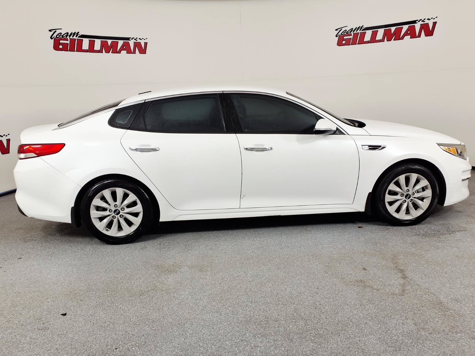 Used 2016 Kia Optima EX FWD image 4