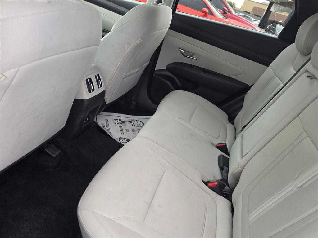 Used 2025 Hyundai Tucson SEL FWD image 6