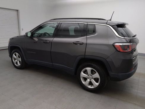 Used 2020 Jeep Compass Latitude w/ Cold Weather Group AWD/4WD image 3