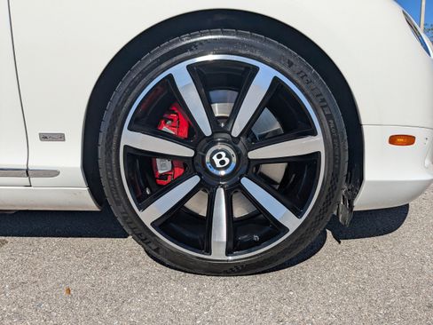 Used 2013 Bentley Continental GT image 13