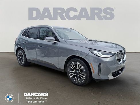Used 2025 BMW X3 xDrive30i w/ Premium Package image 1