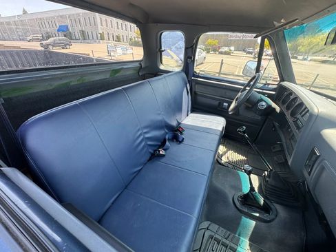 Used 1992 Dodge D/W Truck 250 AWD/4WD image 18