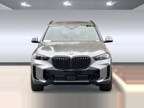 New 2026 BMW X5 xDrive50e w/ M Sport Package image 5