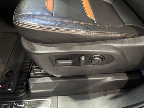 Used 2022 GMC Sierra 1500 AT4 w/ AT4 Premium Package AWD/4WD image 25