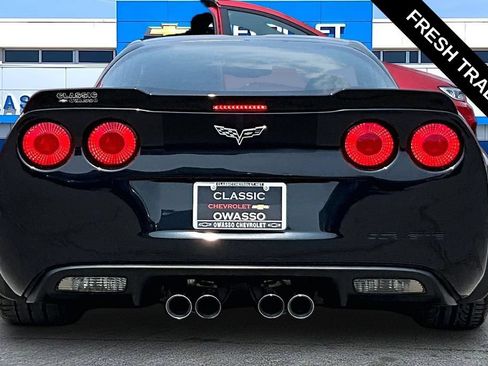 Used 2012 Chevrolet Corvette Grand Sport w/ 3LT Preferred Equipment Group RWD image 4