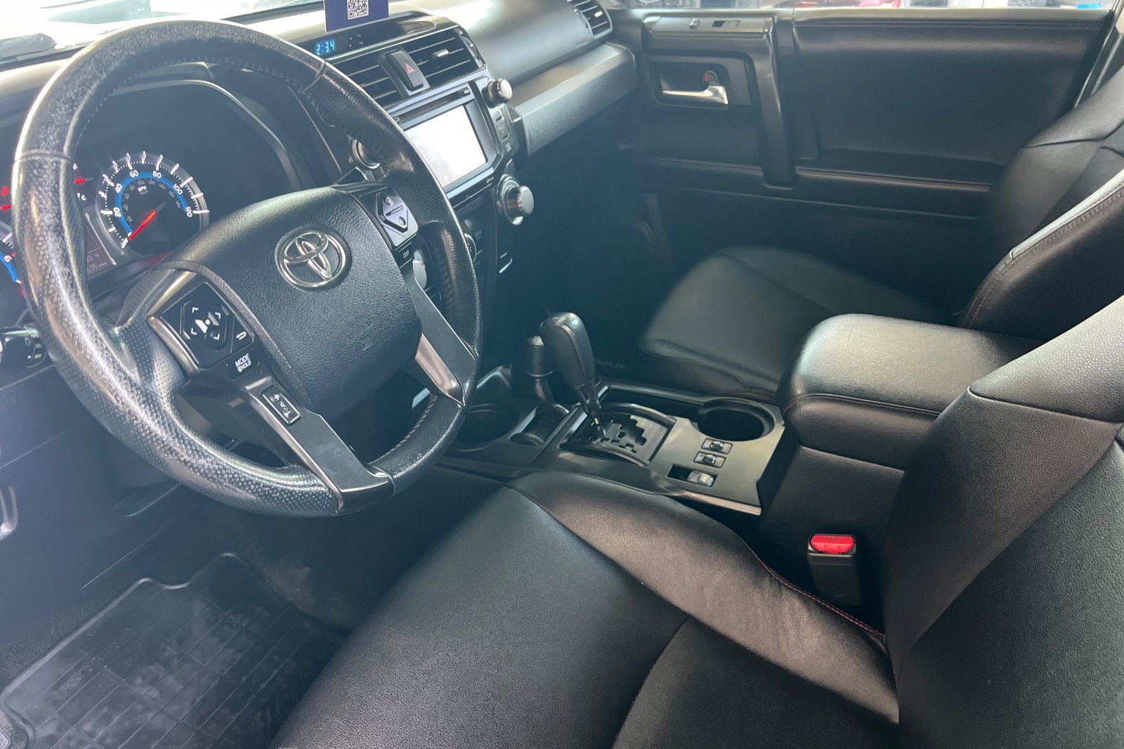 Used 2016 Toyota 4Runner Trail Premium AWD/4WD image 7