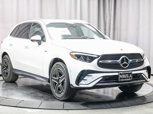 New 2025 Mercedes-Benz GLC 350e 4MATIC image 3