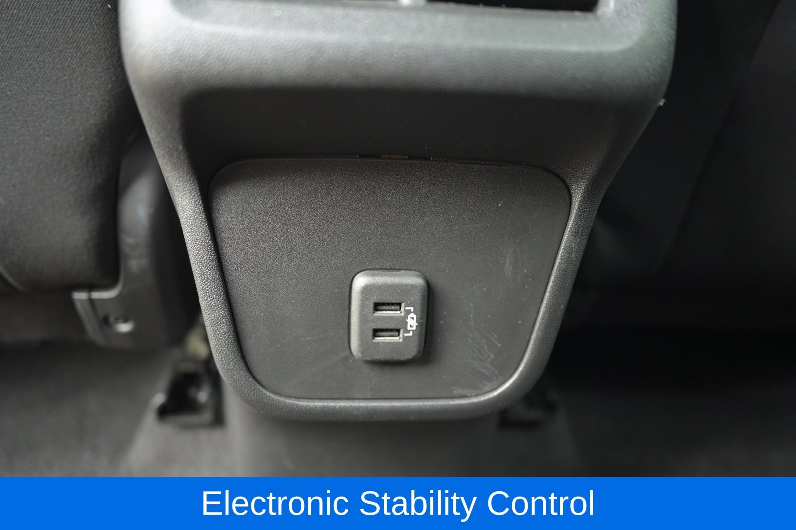 Used 2019 Chevrolet Equinox LT w/ Driver Convenience Package FWD image 32