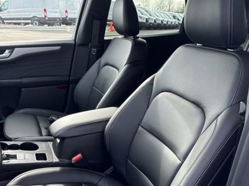 New 2026 Ford Escape Platinum w/ Class II Trailer Tow Package image 17