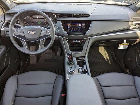 New 2024 Cadillac XT5 Premium Luxury image 18