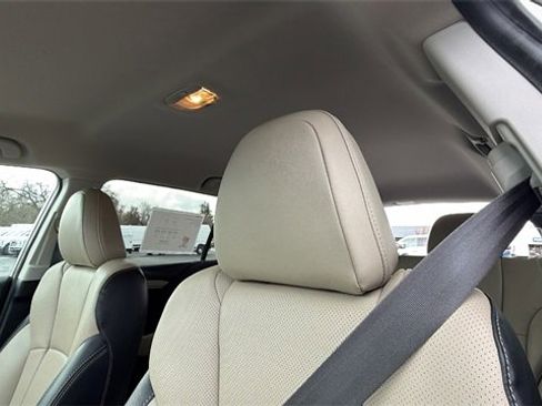 Used 2020 Subaru Outback Limited image 23