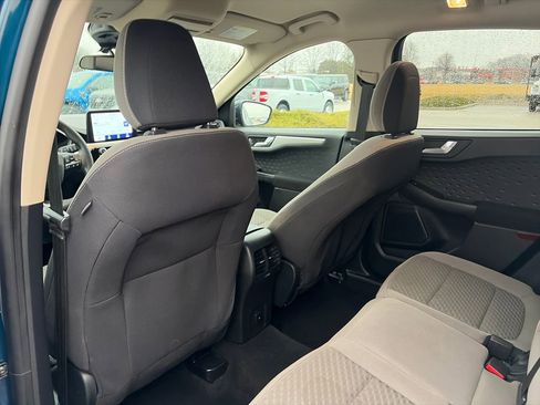 Used 2020 Ford Escape SE image 23