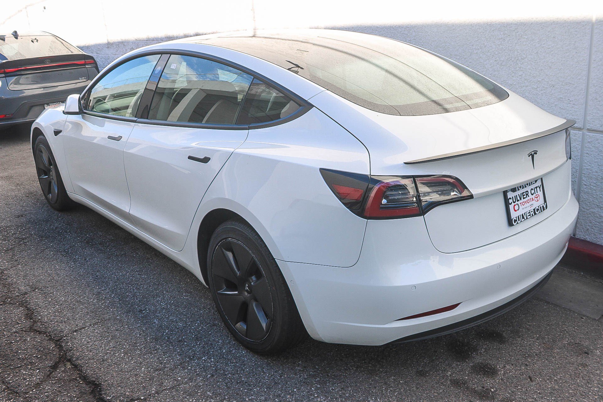 Used 2021 Tesla Model 3 Standard Range Plus RWD image 12