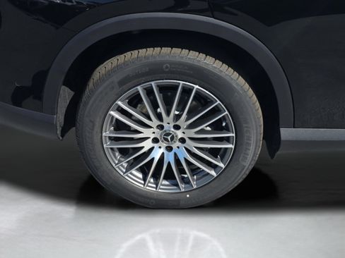 Certified 2026 Mercedes-Benz GLC 300 image 31