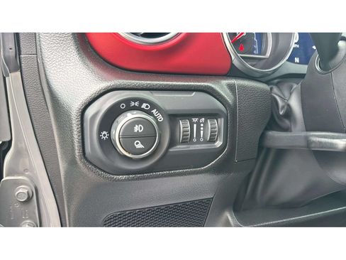 Used 2022 Jeep Gladiator Rubicon w/ Trailer Tow Package AWD/4WD image 19