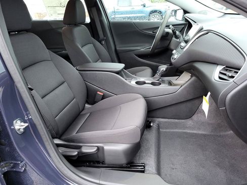 New 2025 Chevrolet Malibu LS w/ LPO, Floor Liner Package FWD image 25