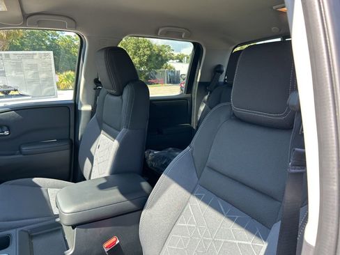 New 2026 Nissan Frontier SV w/ SV Convenience Package image 16