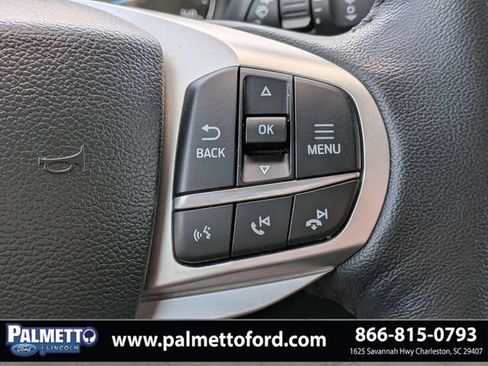 Used 2022 Ford Explorer XLT w/ Equipment Group 202A RWD image 26
