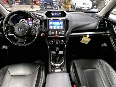 Used 2020 Subaru Forester Limited image 15