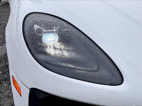 Used 2020 Porsche Macan image 26