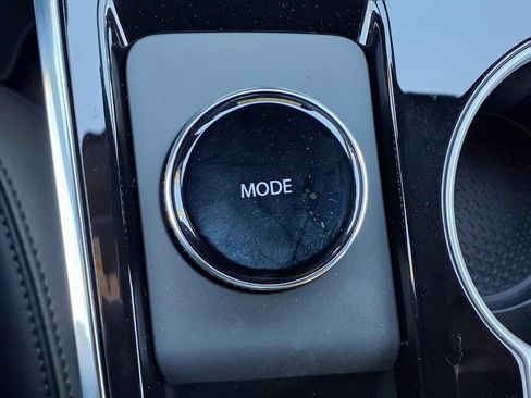 New 2026 Chevrolet Equinox LT w/ Convenience Package II image 9