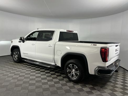 Used 2023 GMC Sierra 1500 SLE image 10
