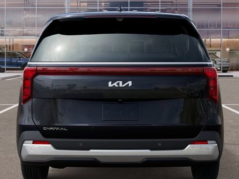New 2027 Kia Carnival EX FWD image 13